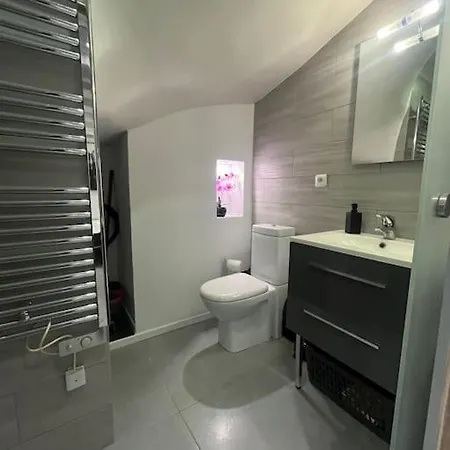 Cannes, Loft 6 Couchages Proche Centre Et Plages * Κάννες